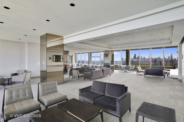 2800 N Lake Shore Drive #2813, Chicago, IL 60657