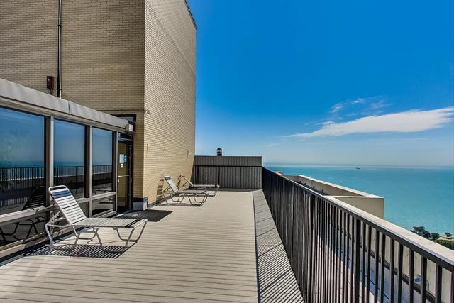 2800 N Lake Shore Drive #2813, Chicago, IL 60657