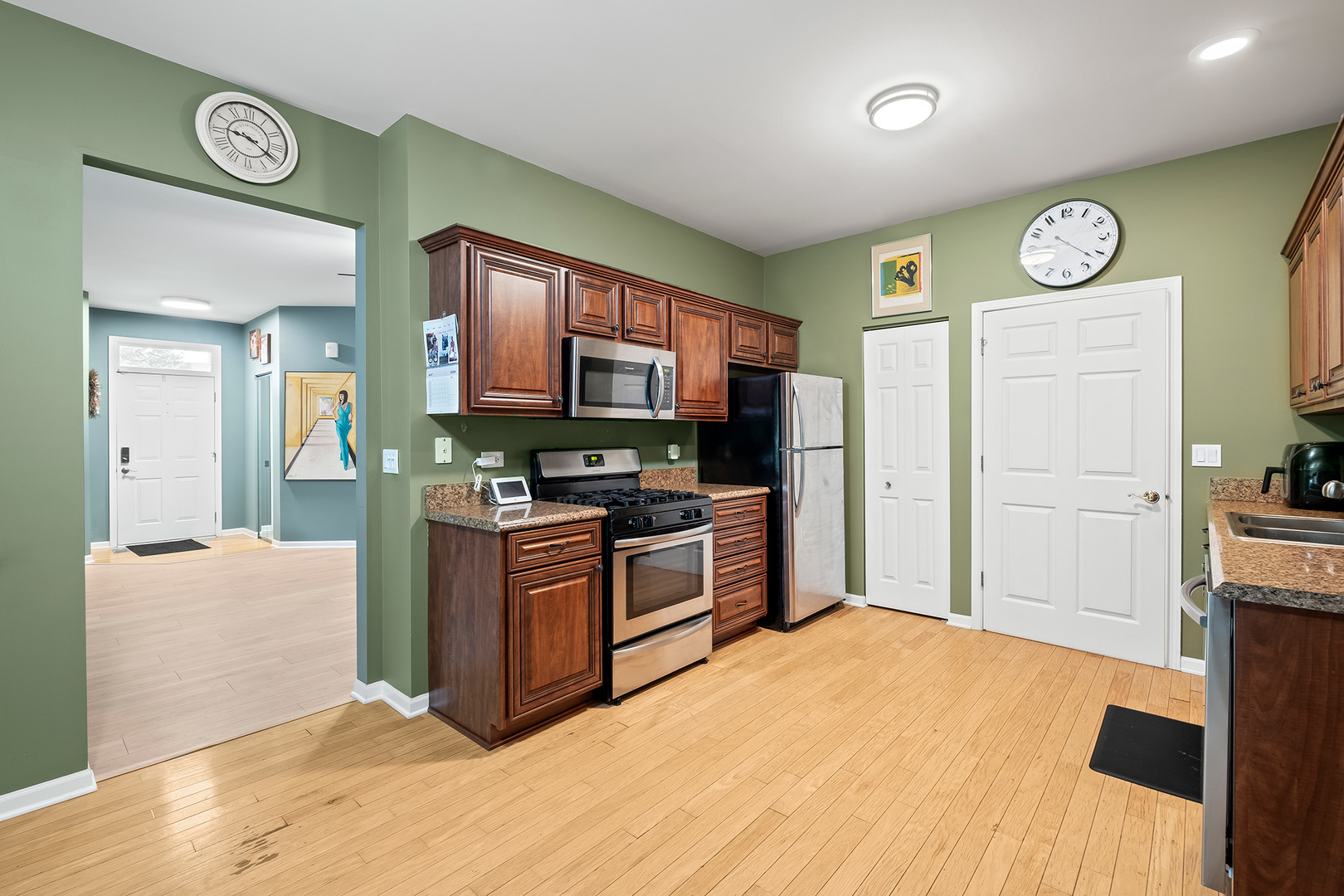 21445 W Douglas Lane, Plainfield, IL 60544