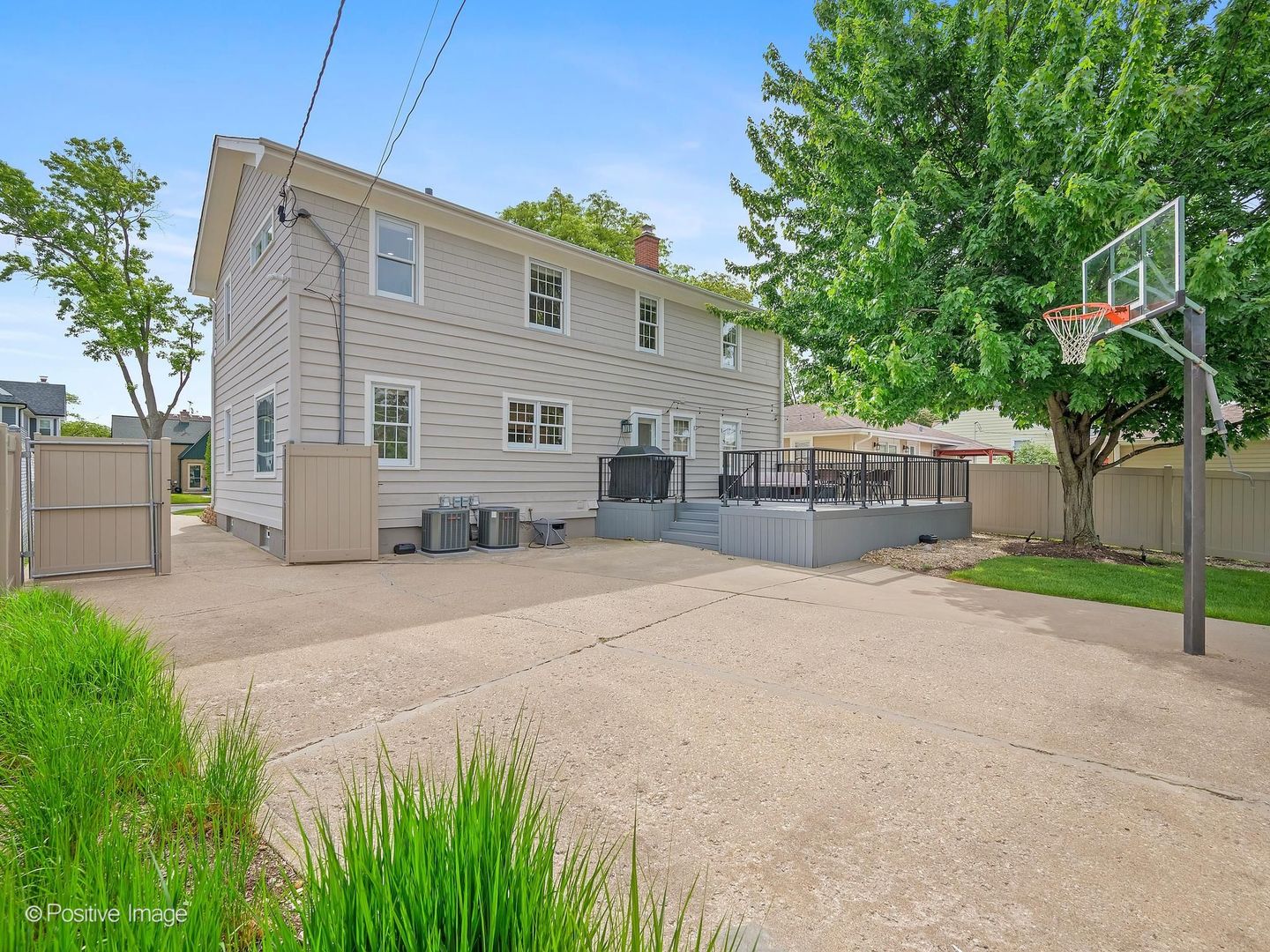 828 S CAMBRIDGE Avenue, Elmhurst, IL 60126