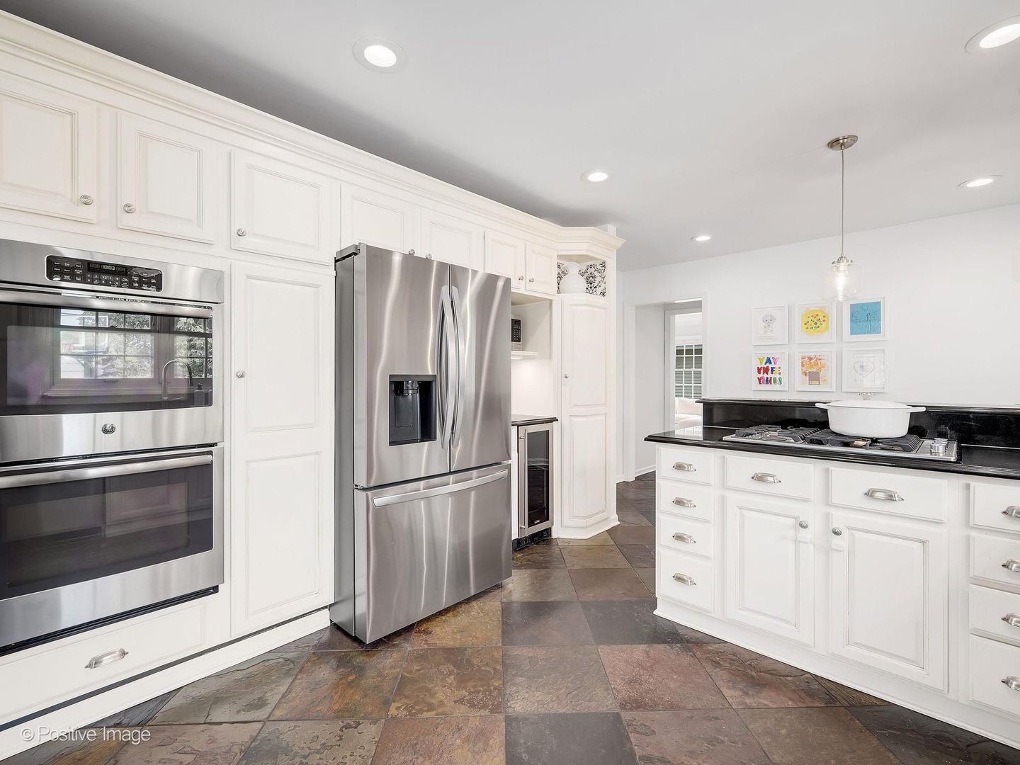 828 S CAMBRIDGE Avenue, Elmhurst, IL 60126