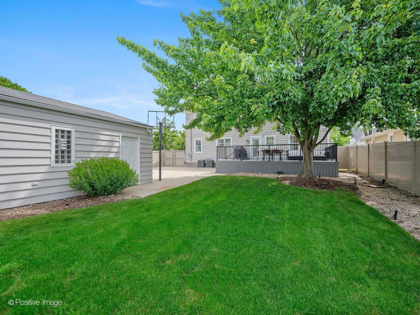828 S CAMBRIDGE Avenue, Elmhurst, IL 60126
