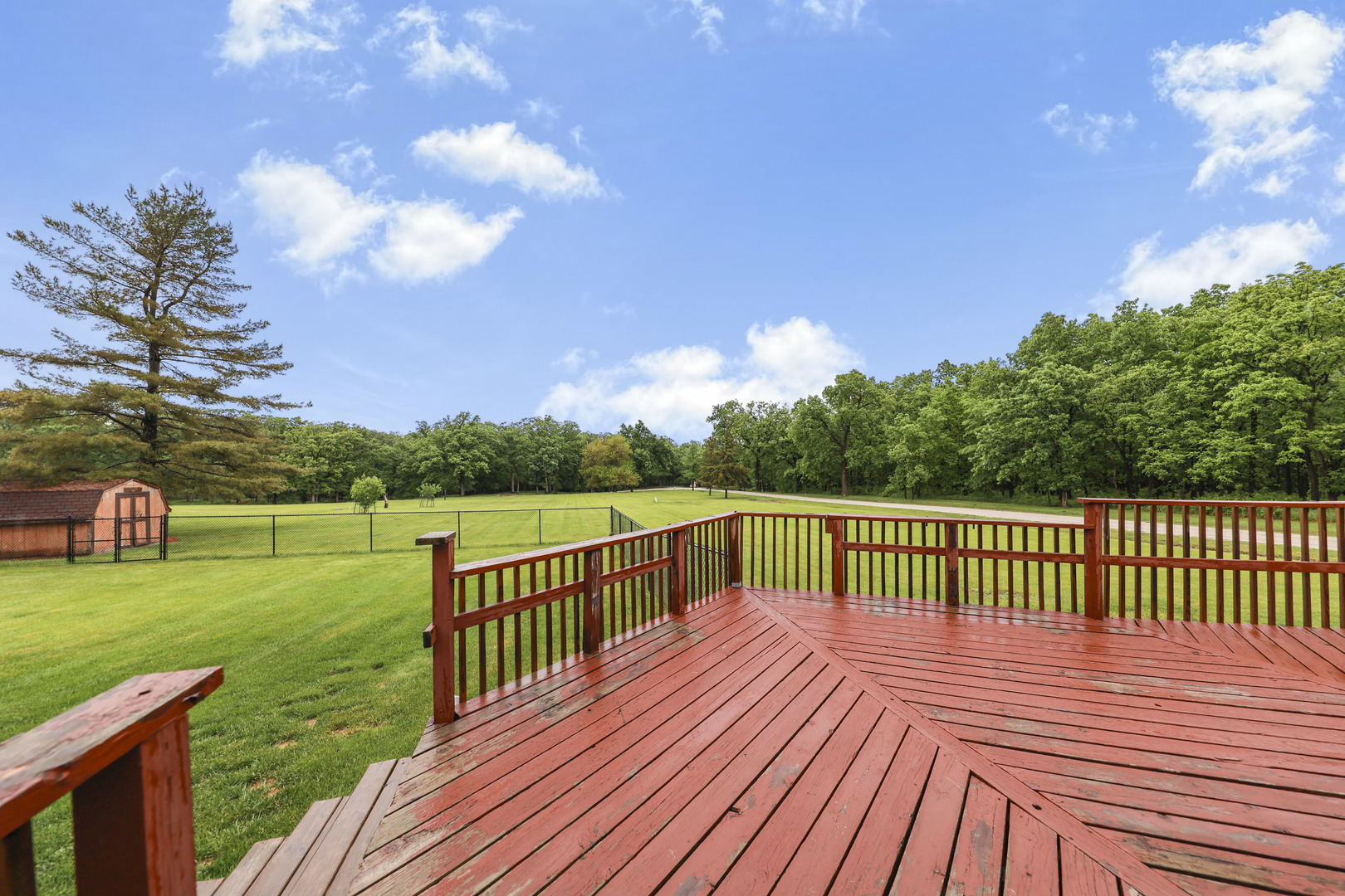 2433 E 2850th Road, Marseilles, IL 61341