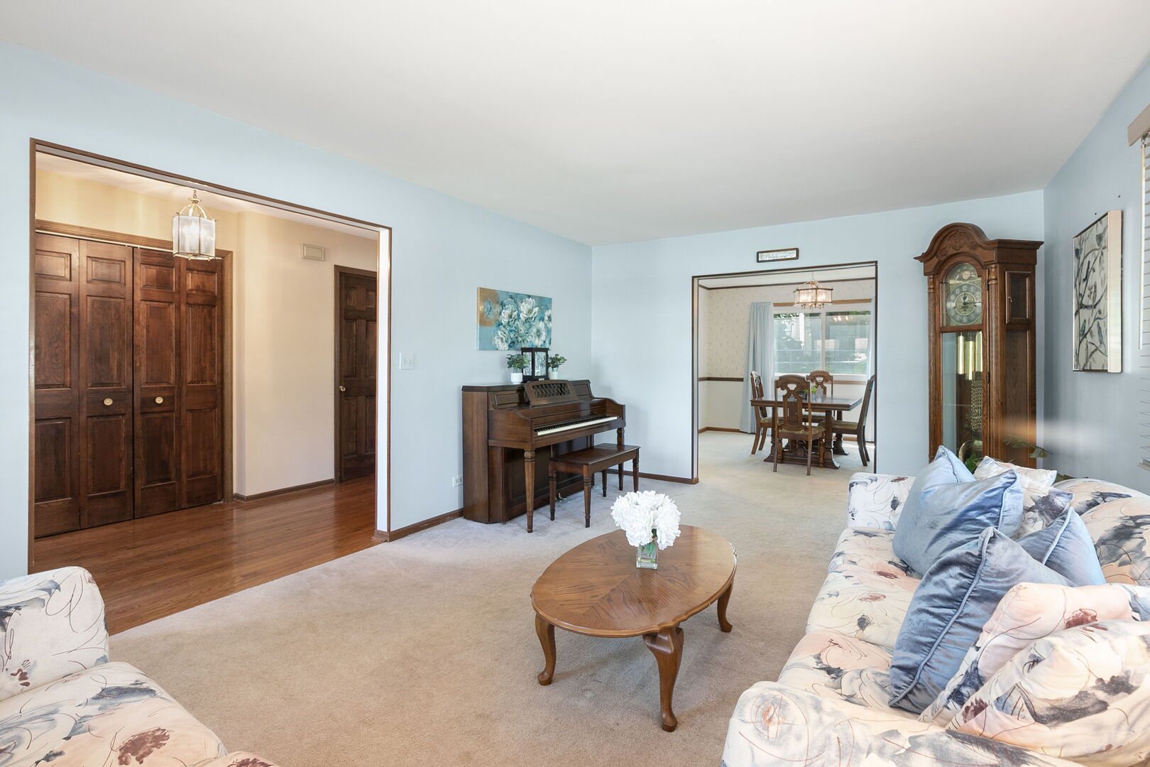 908 Firth Road, Mundelein, IL 60060
