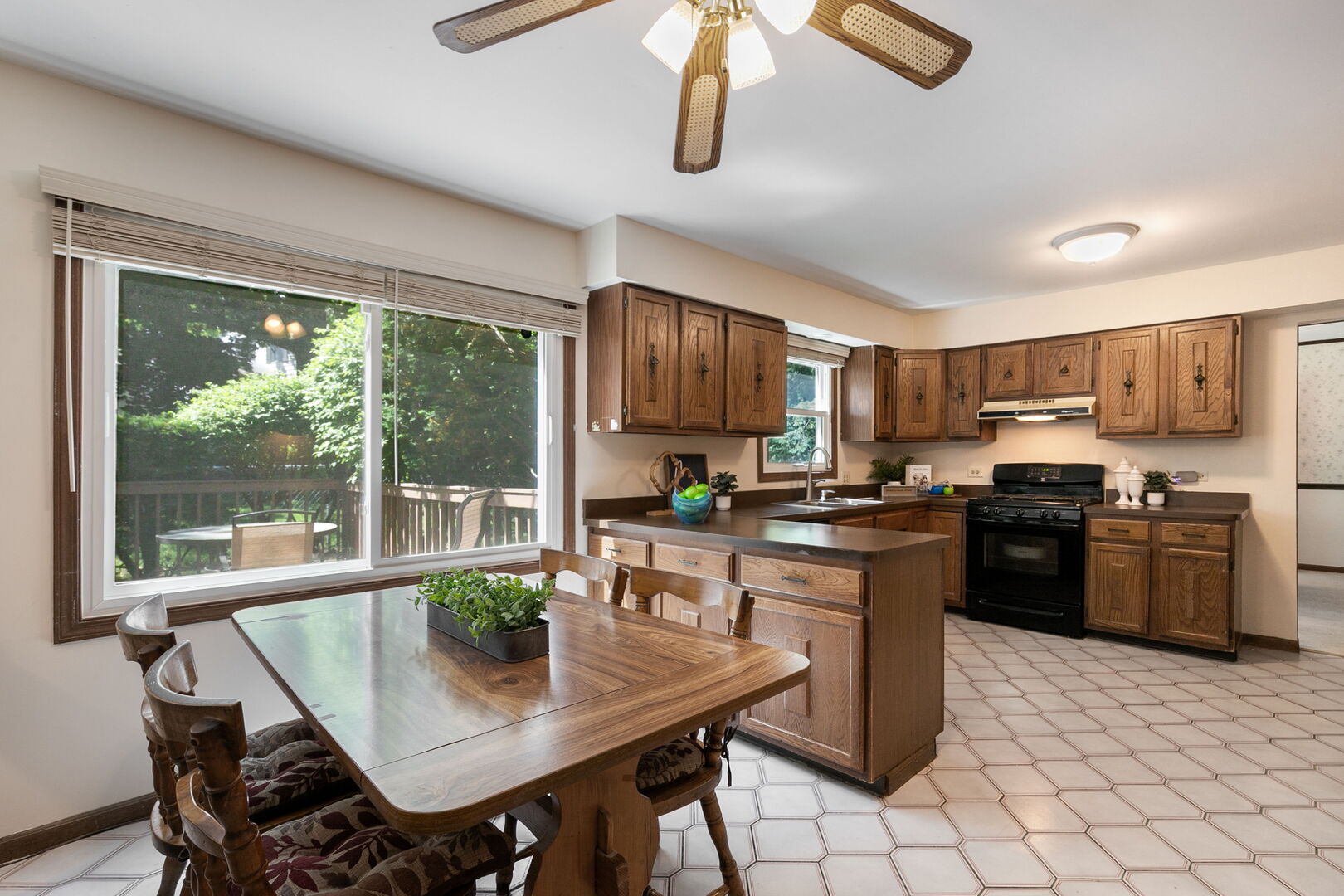 908 Firth Road, Mundelein, IL 60060