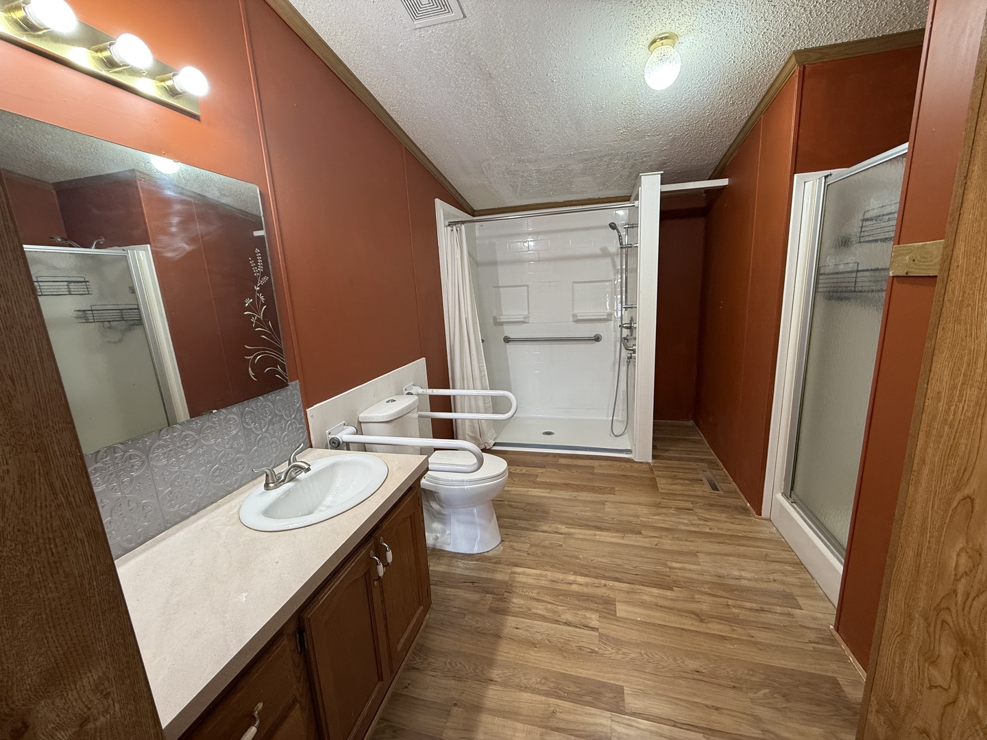 409 E Wood Lane, Belvidere, IL 61008