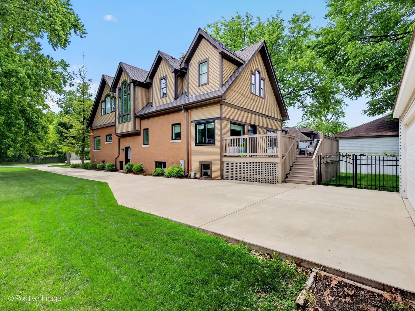 380 Selborne Road, Riverside, IL 60546