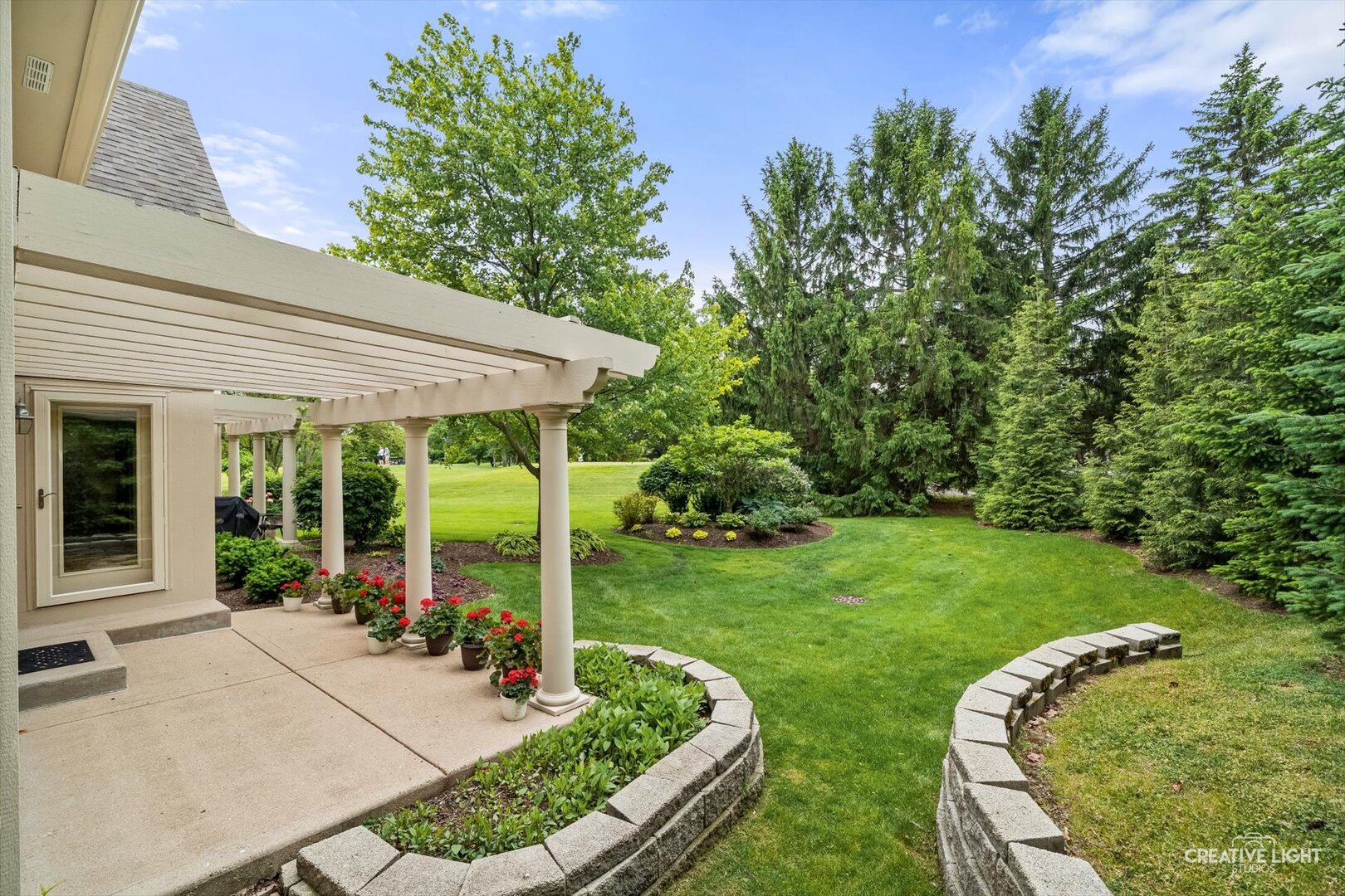 2311 Woodglen Court, Aurora, IL 60502