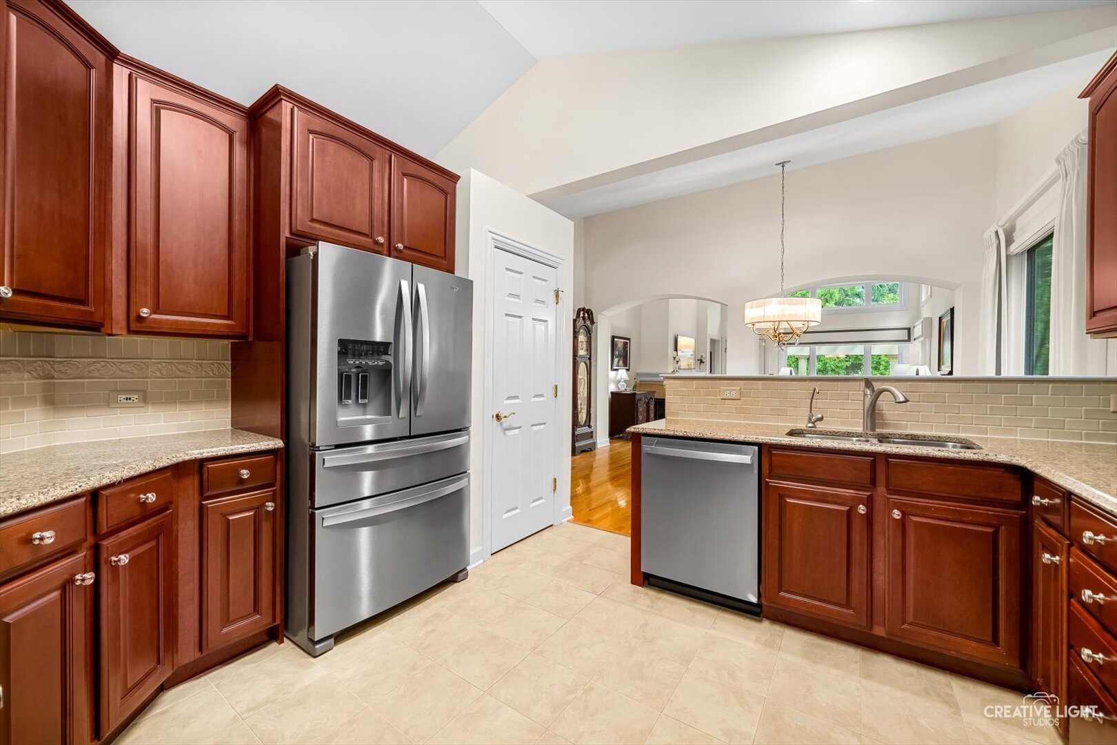 2311 Woodglen Court, Aurora, IL 60502