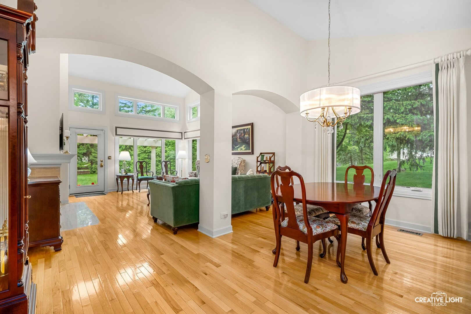 2311 Woodglen Court, Aurora, IL 60502