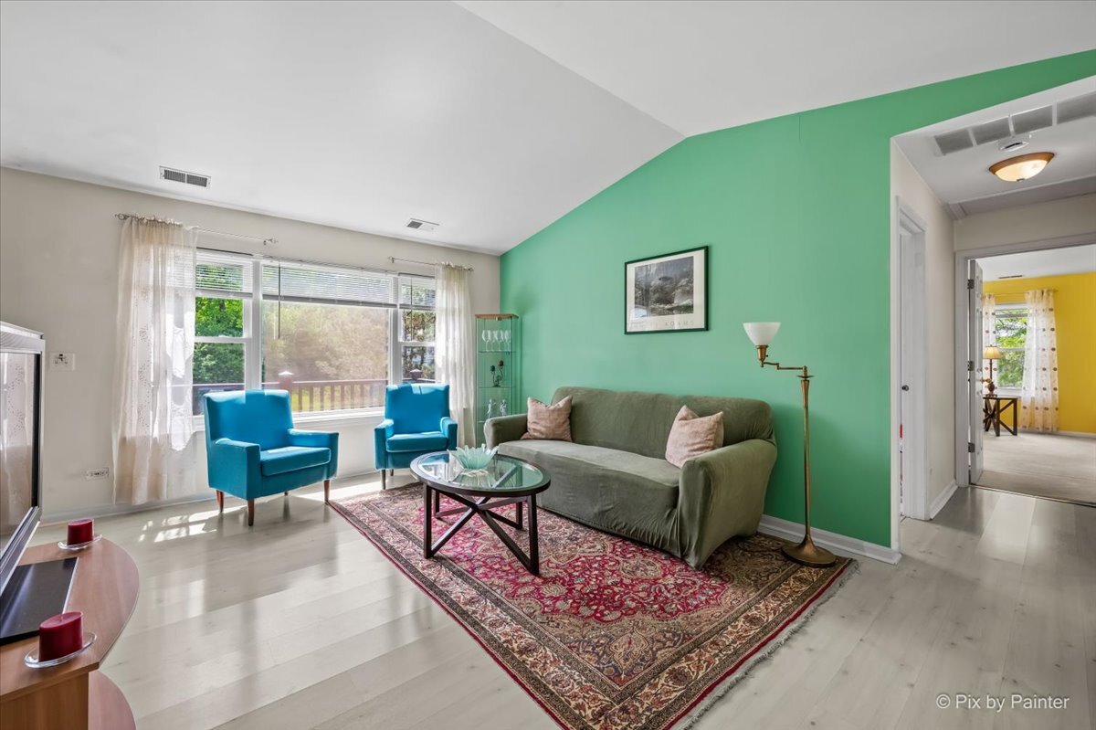 1101 Yorkshire Court #D, Elgin, IL 60120