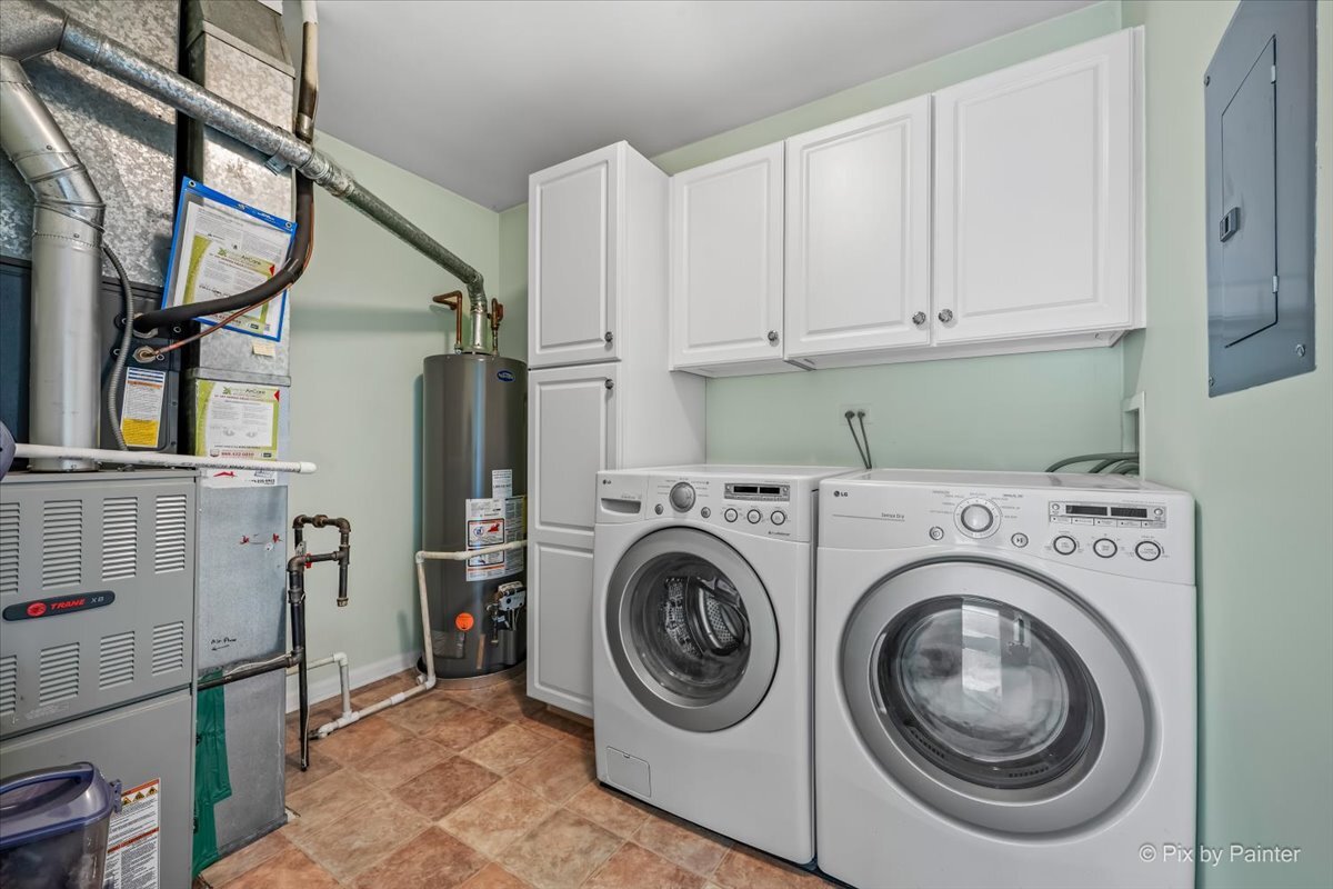 1101 Yorkshire Court #D, Elgin, IL 60120