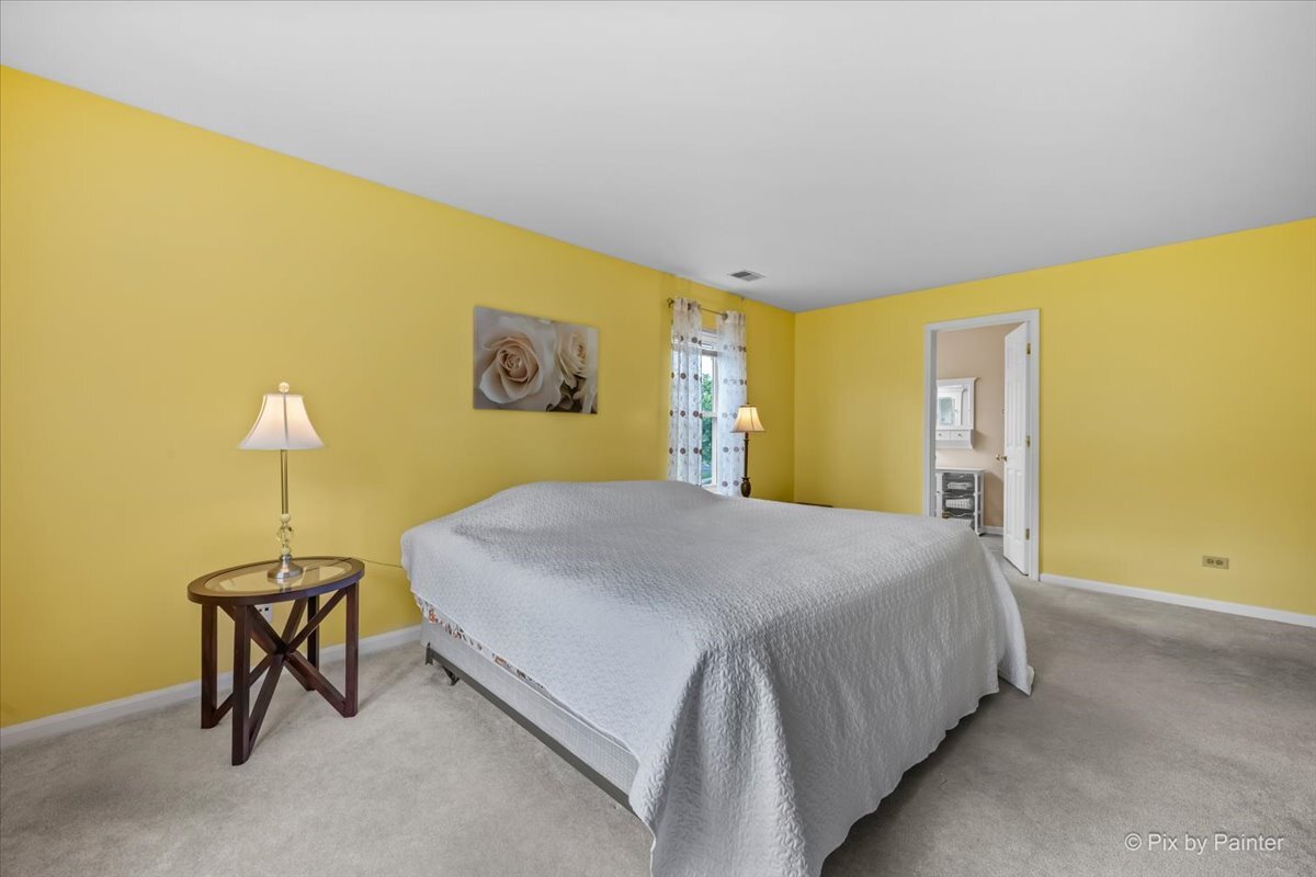 1101 Yorkshire Court #D, Elgin, IL 60120