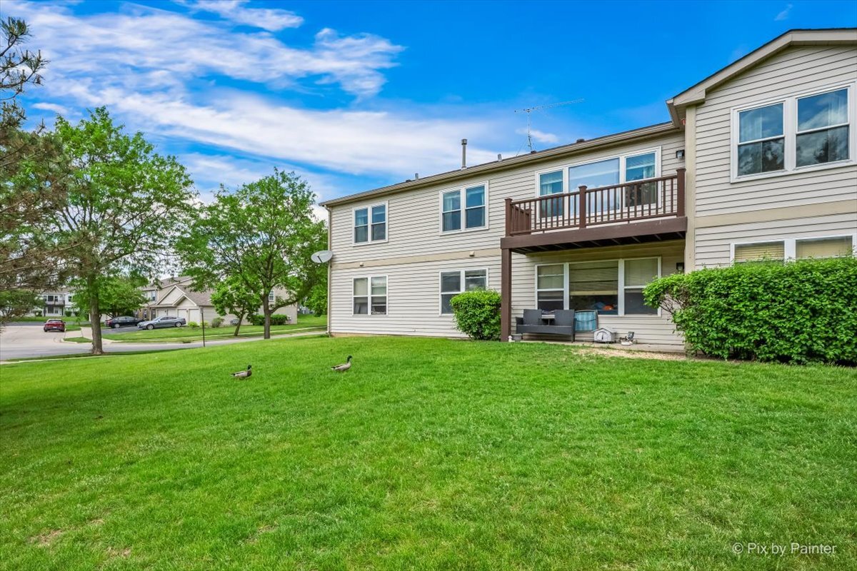 1101 Yorkshire Court #D, Elgin, IL 60120
