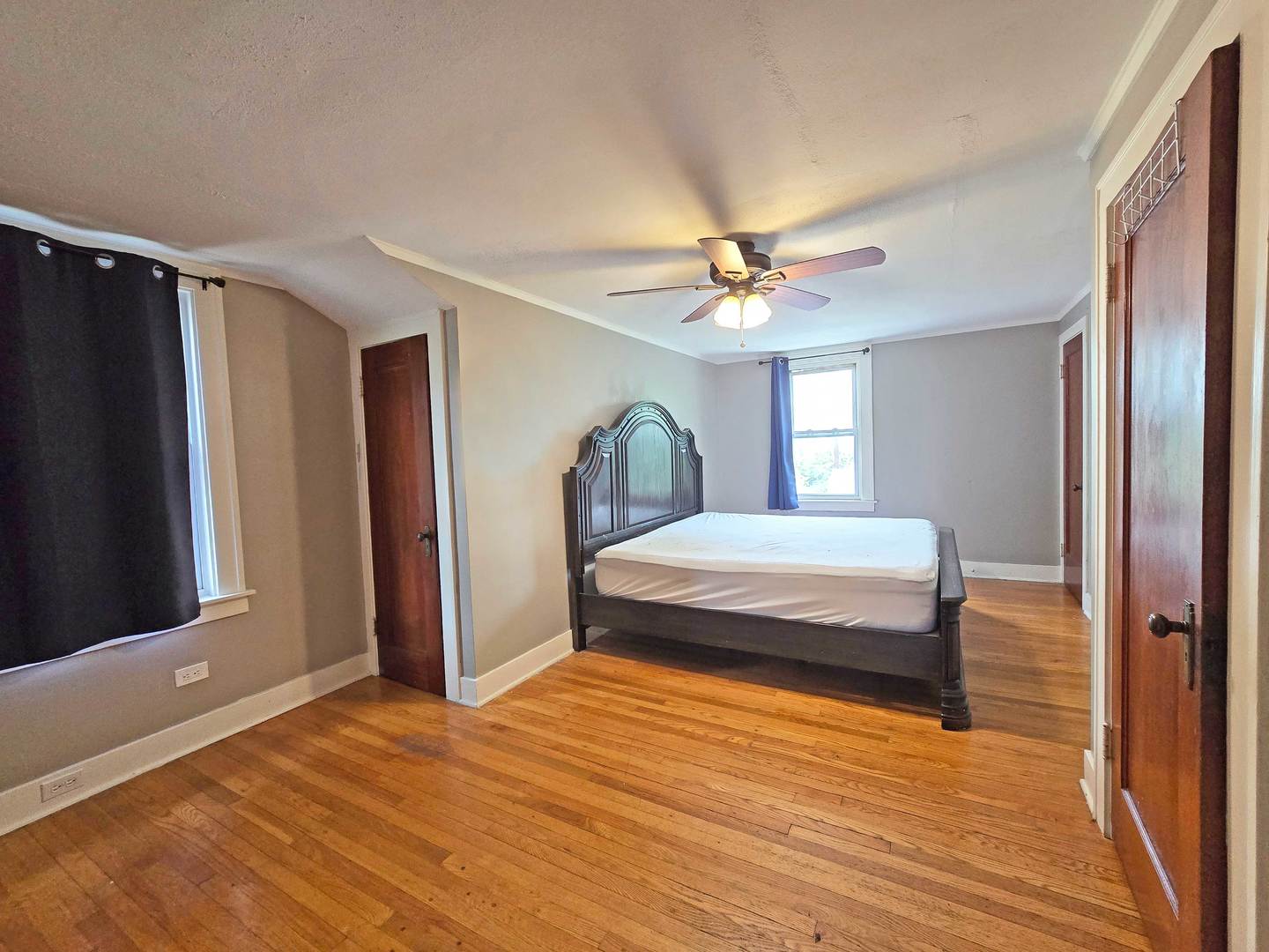 249 E Park Boulevard #2, Villa Park, IL 60181
