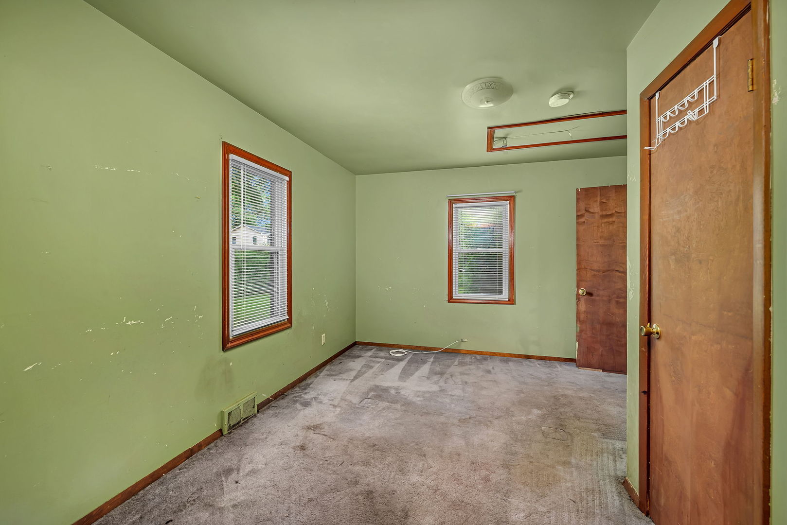 15641 Millard Avenue, Markham, IL 60428