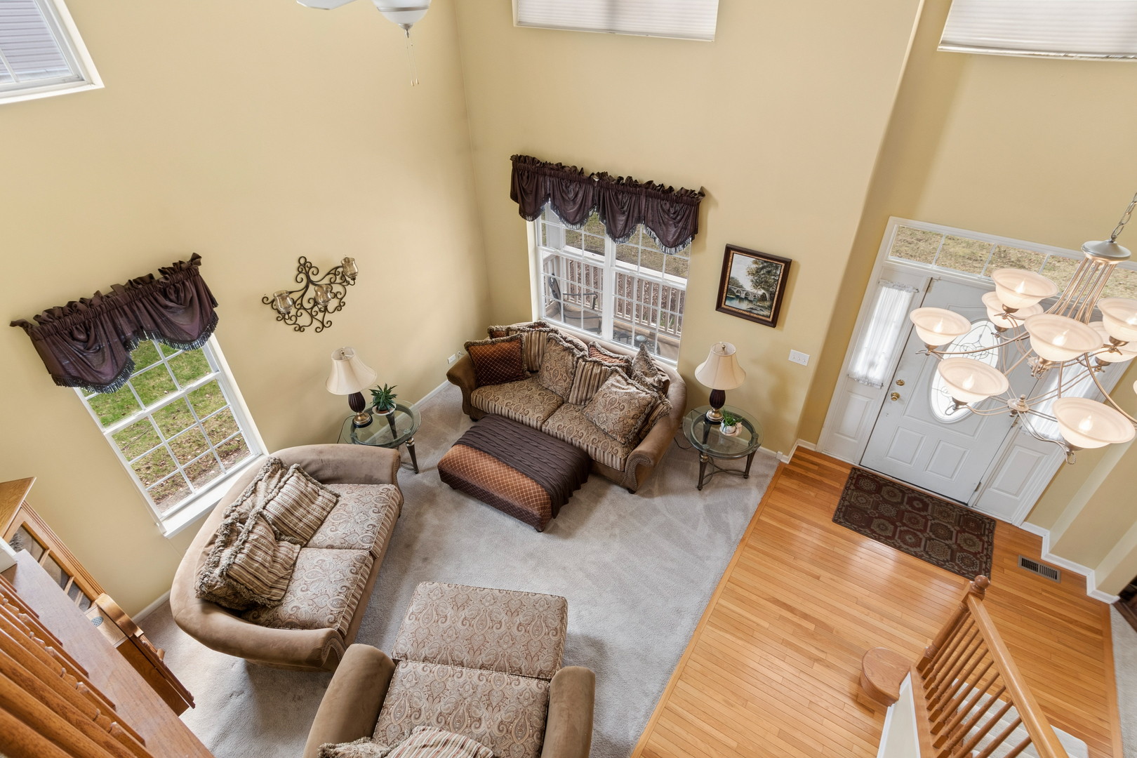 241 Ashcroft Lane, Oswego, IL 60543