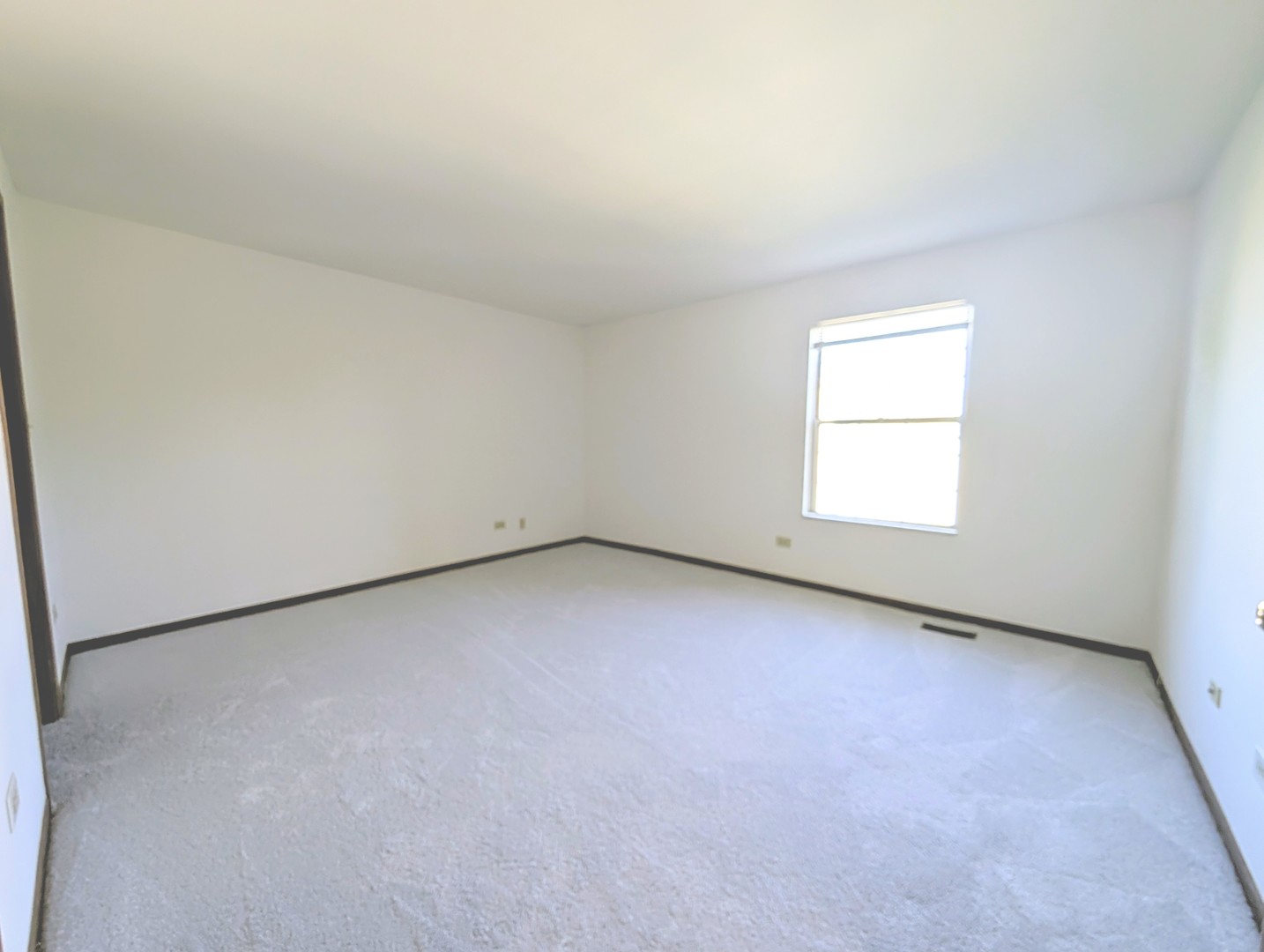 1751 Sleepy Hollow Court #7, Schaumburg, IL 60195