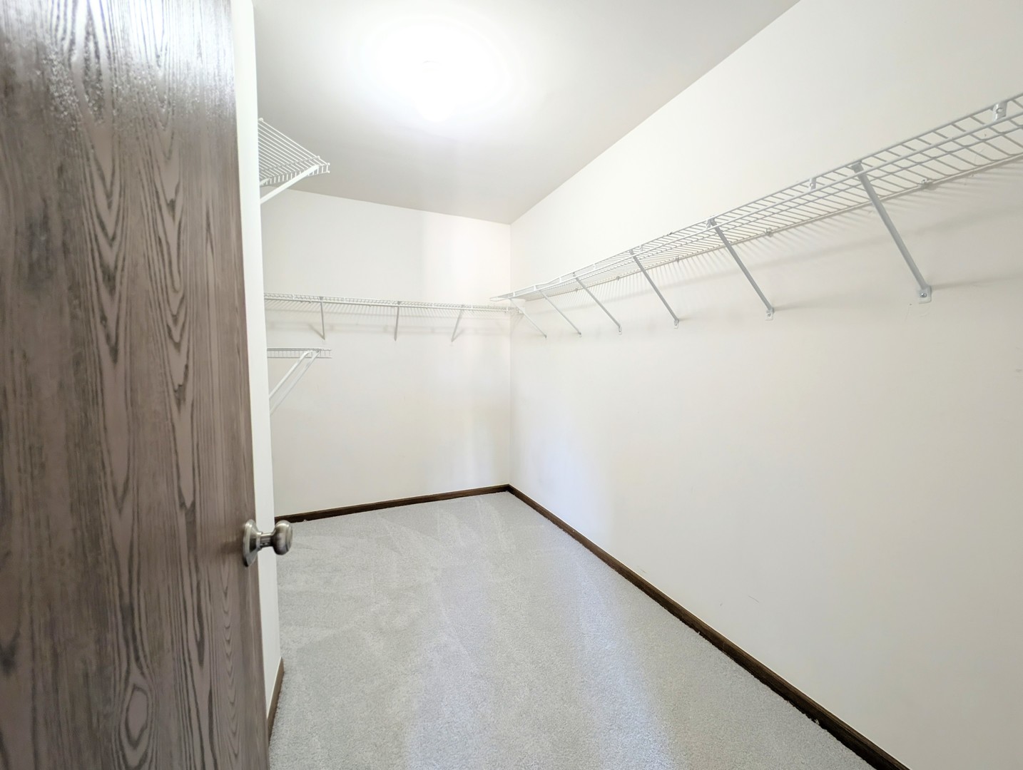 1751 Sleepy Hollow Court #7, Schaumburg, IL 60195