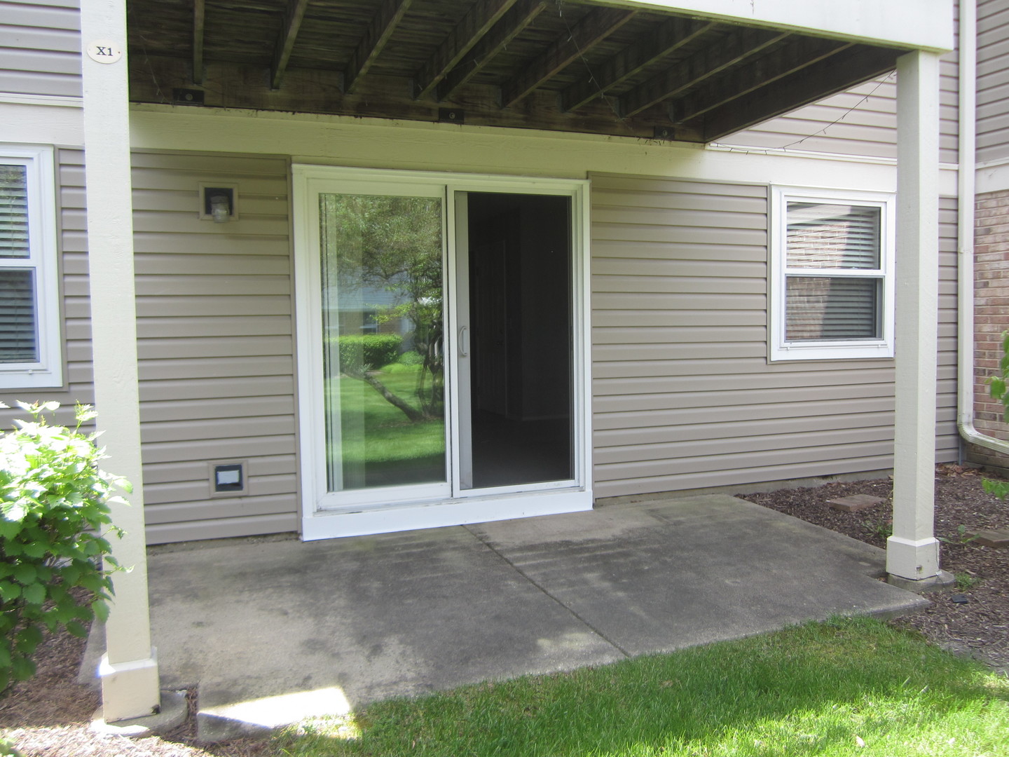 2862 Meadow Lane #x1, Schaumburg, IL 60193