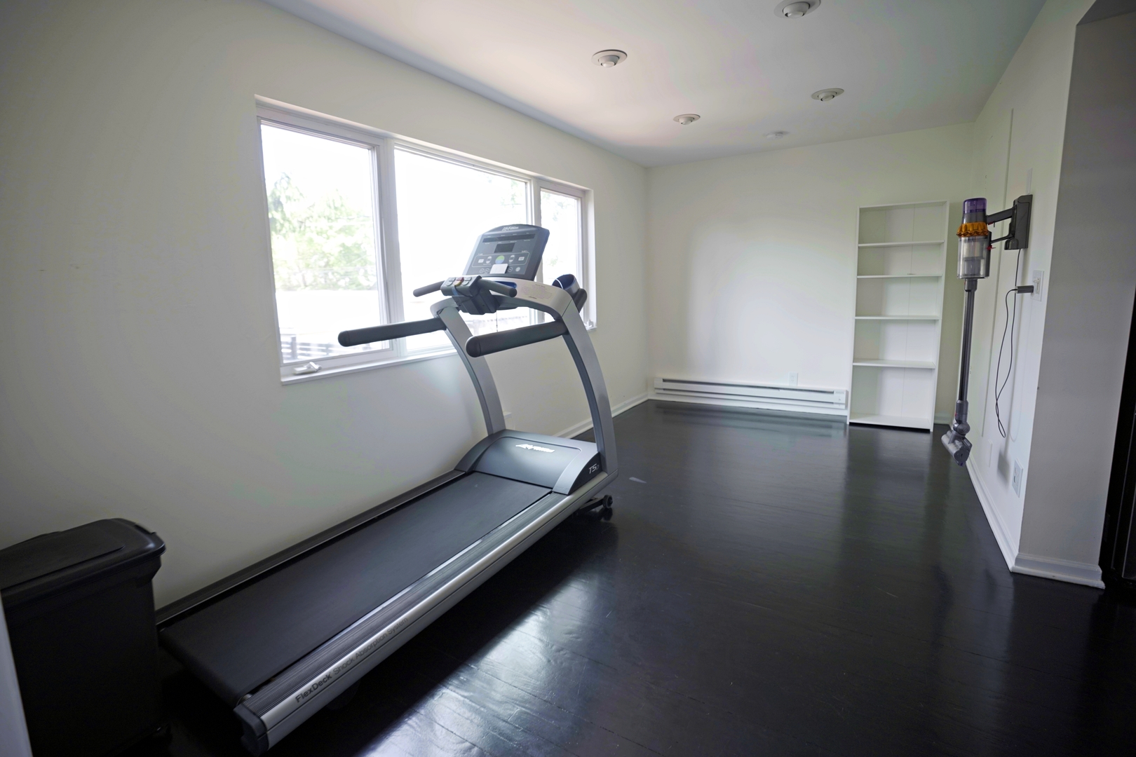 3916 N Osceola Avenue, Chicago, IL 60634