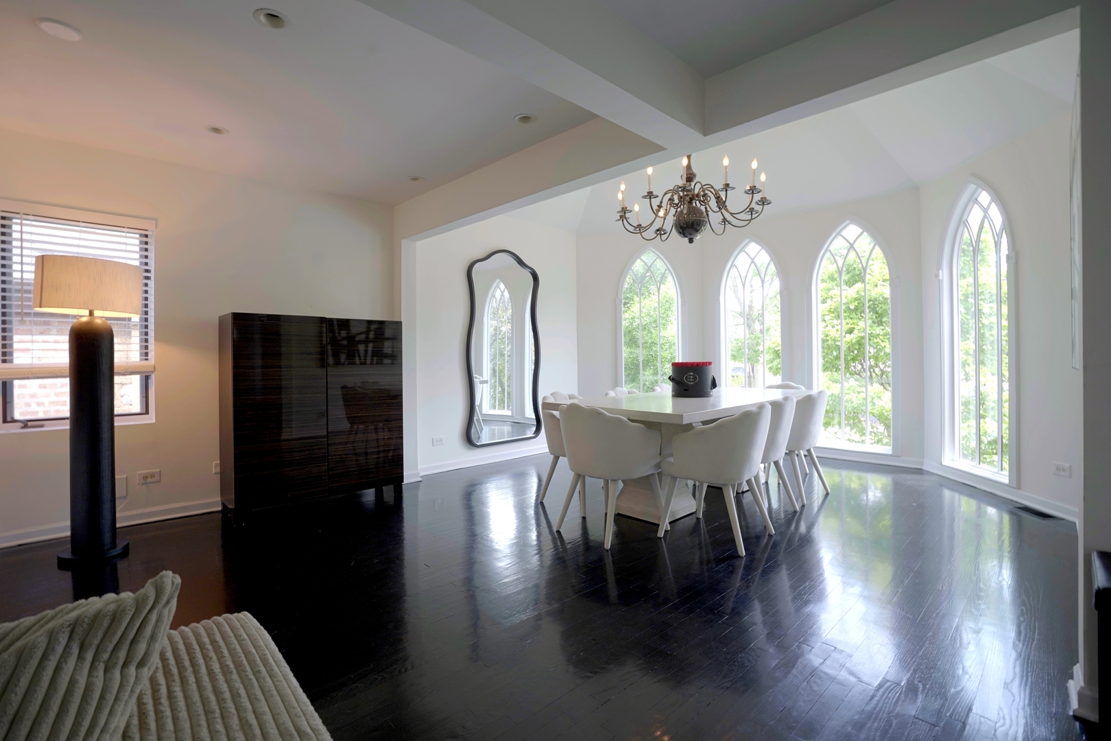 3916 N Osceola Avenue, Chicago, IL 60634