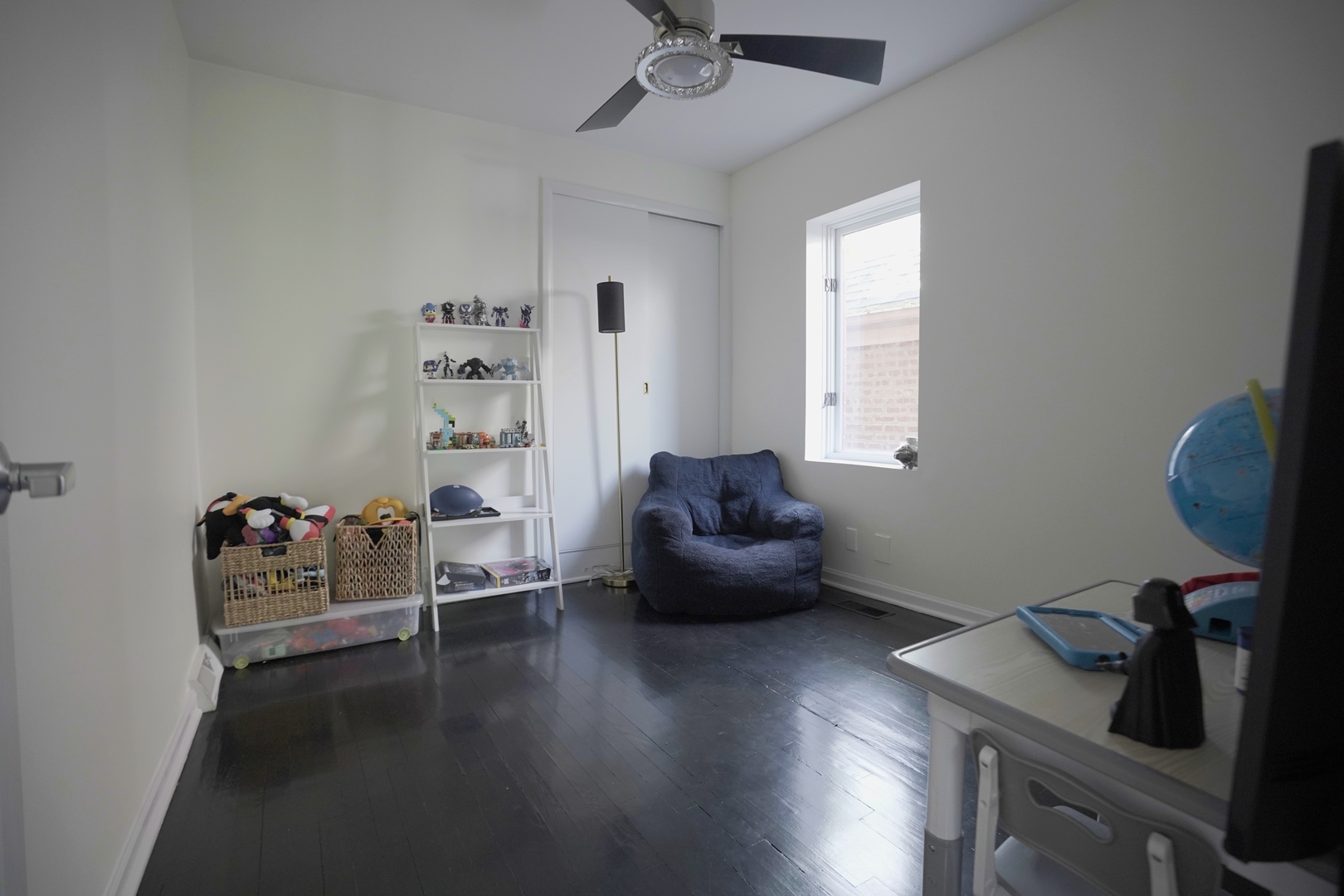 3916 N Osceola Avenue, Chicago, IL 60634