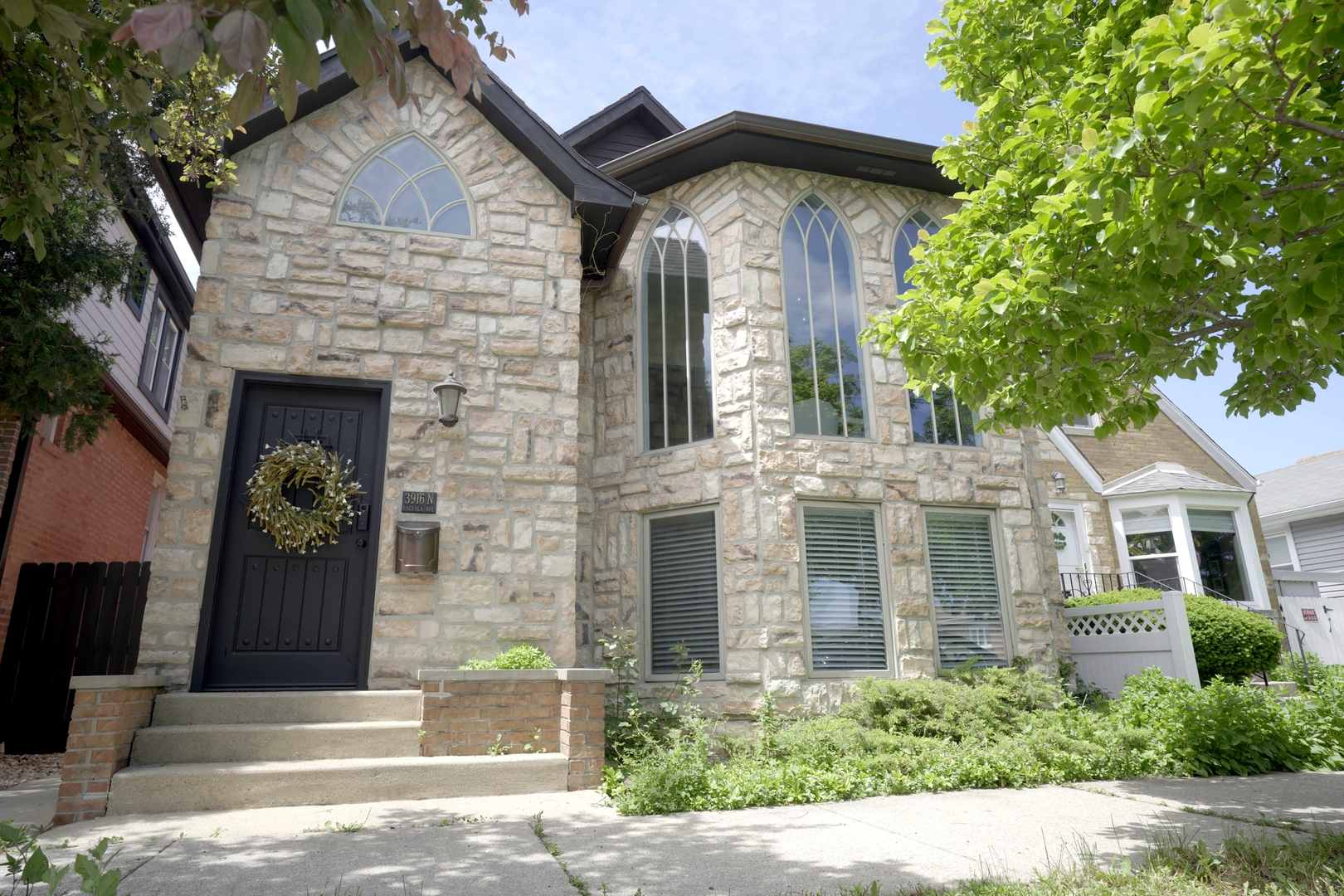 3916 N Osceola Avenue, Chicago, IL 60634