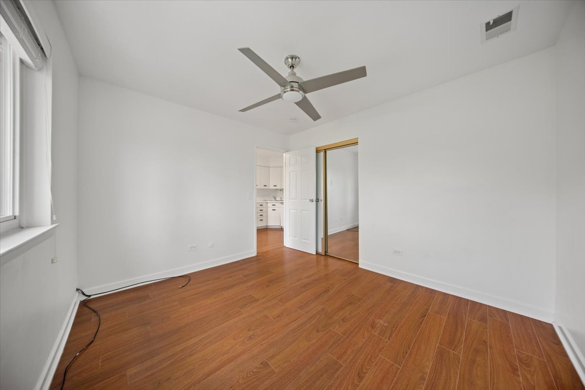 9604 Bianco Terrace #C, Des Plaines, IL 60016
