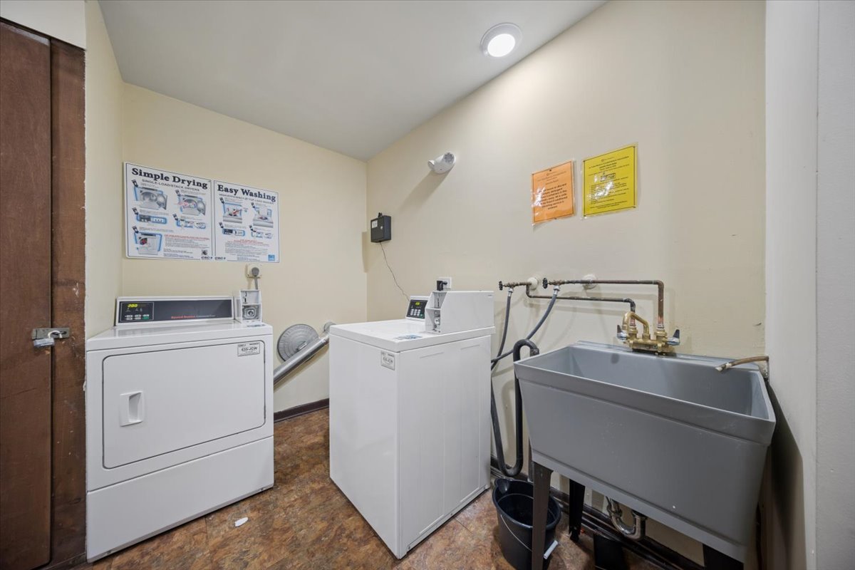 9604 Bianco Terrace #C, Des Plaines, IL 60016