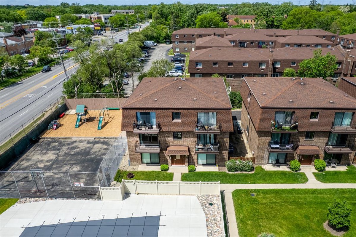 9604 Bianco Terrace #C, Des Plaines, IL 60016