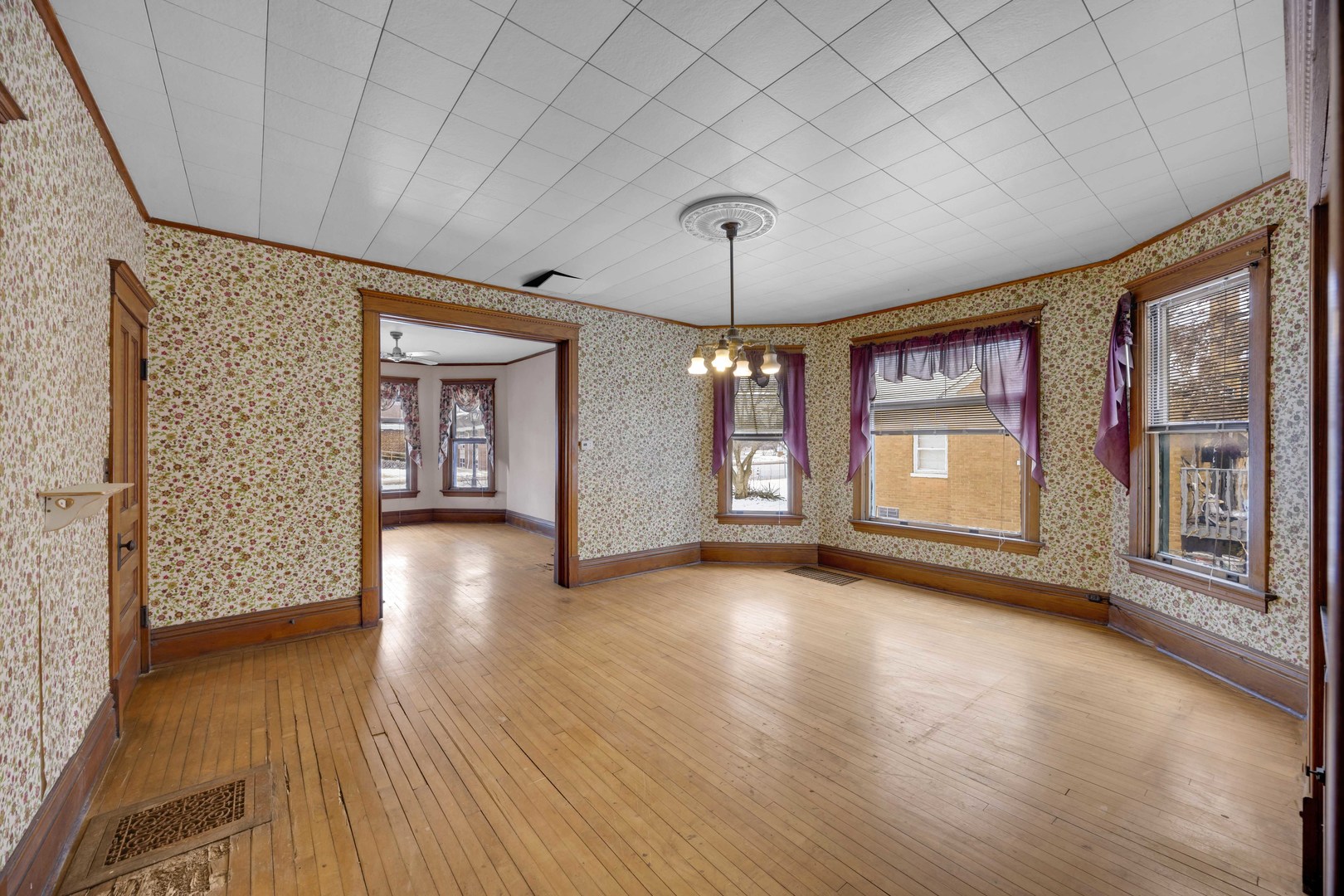 1322 Main Street, Crete, IL 60417