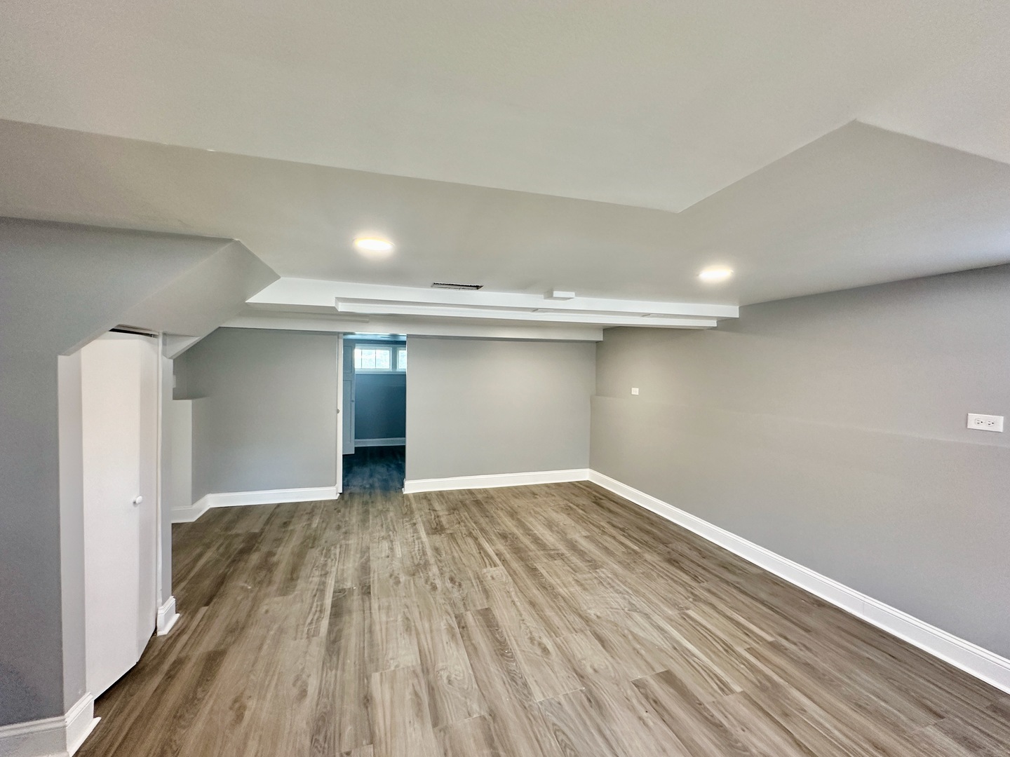 9548 Merrimac Avenue, Oak Lawn, IL 60453