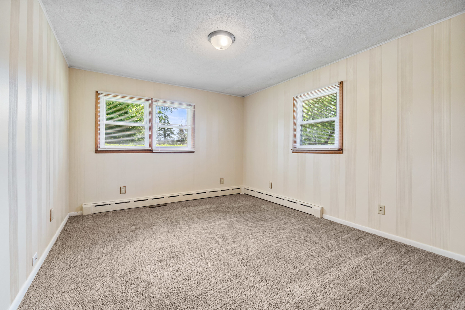 817 Summit Drive, Lockport, IL 60441