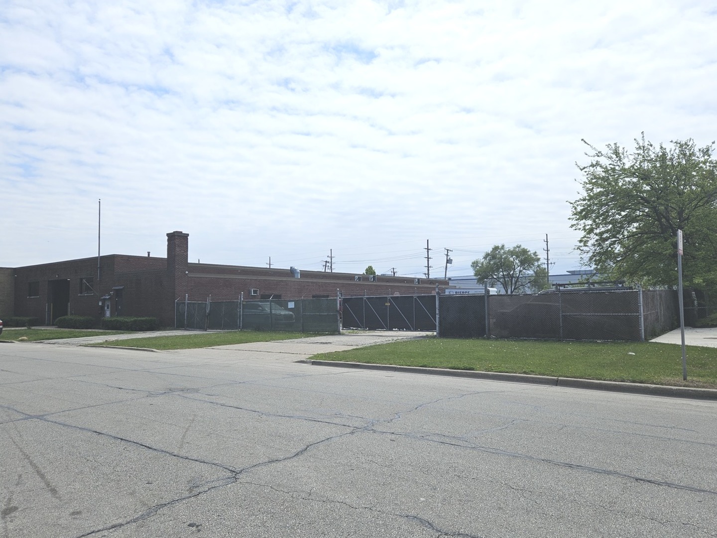 7225 W 59th Street, Summit, IL 60501