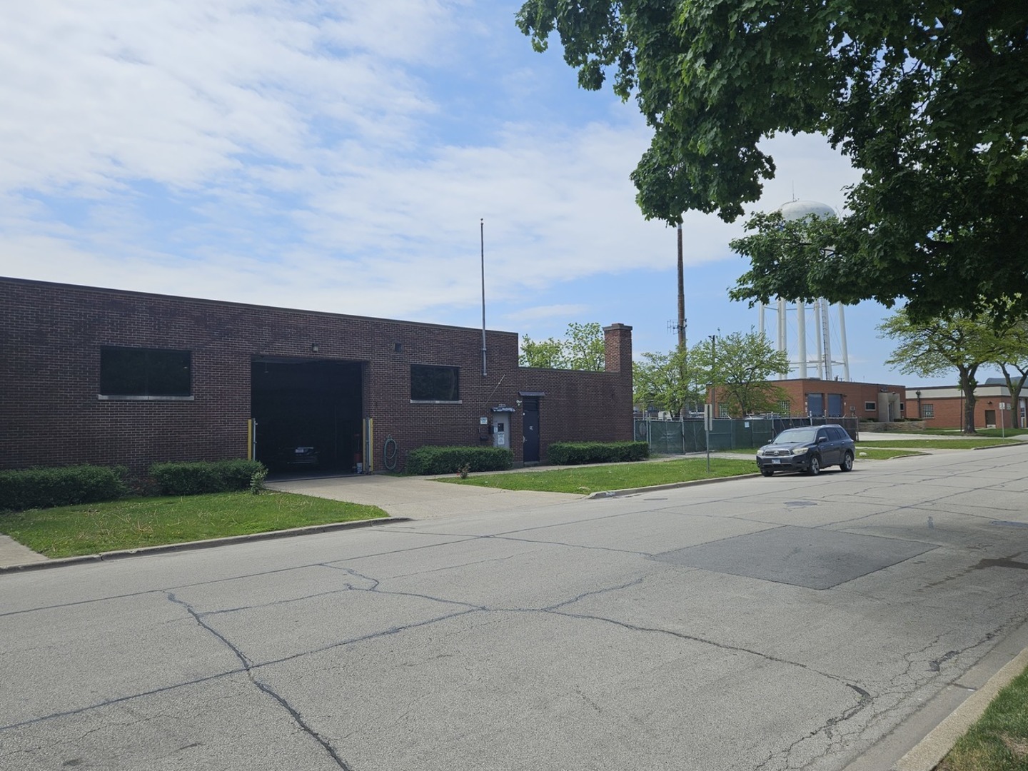 7225 W 59th Street, Summit, IL 60501