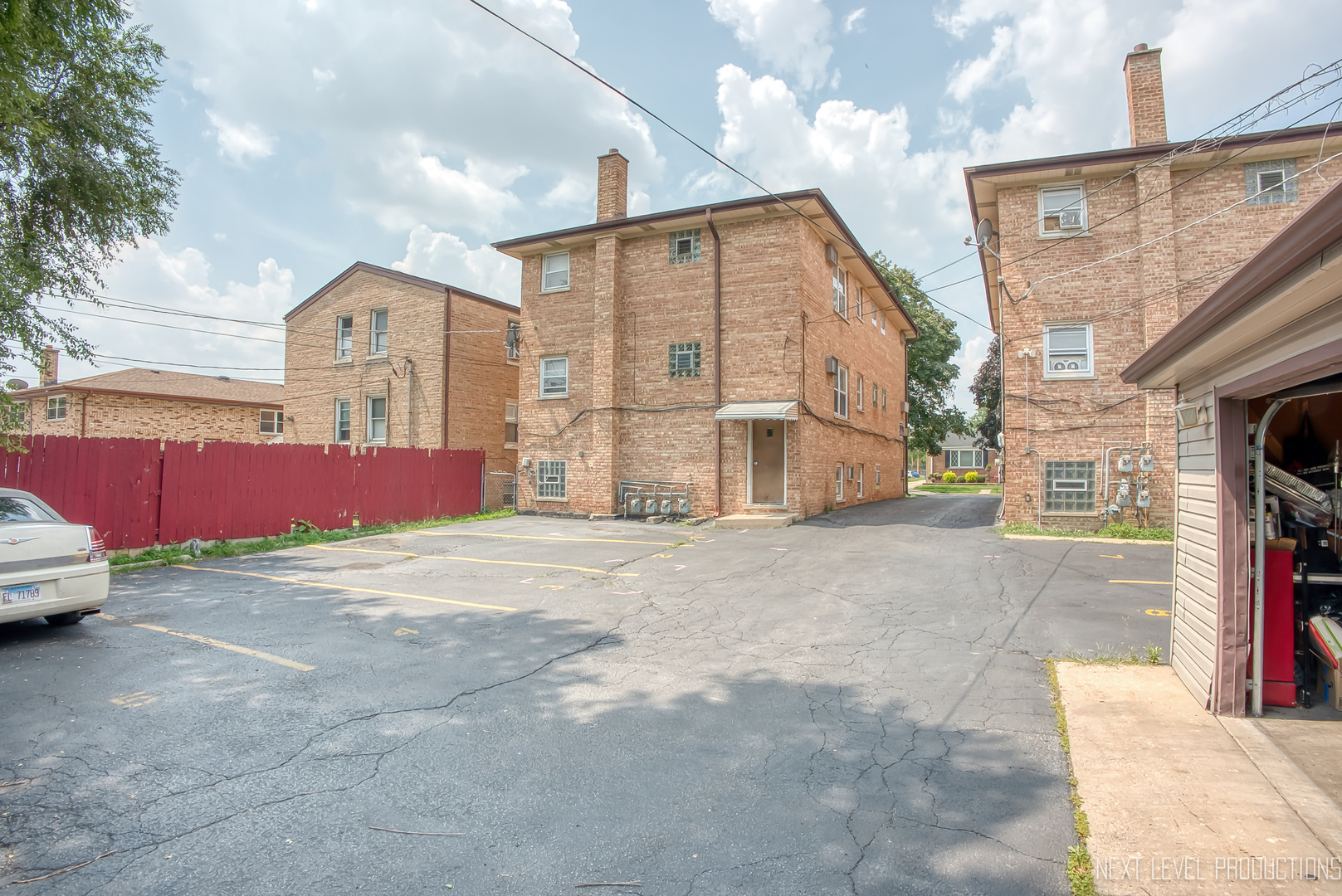 1617 N 35th Avenue, Melrose Park, IL 60160
