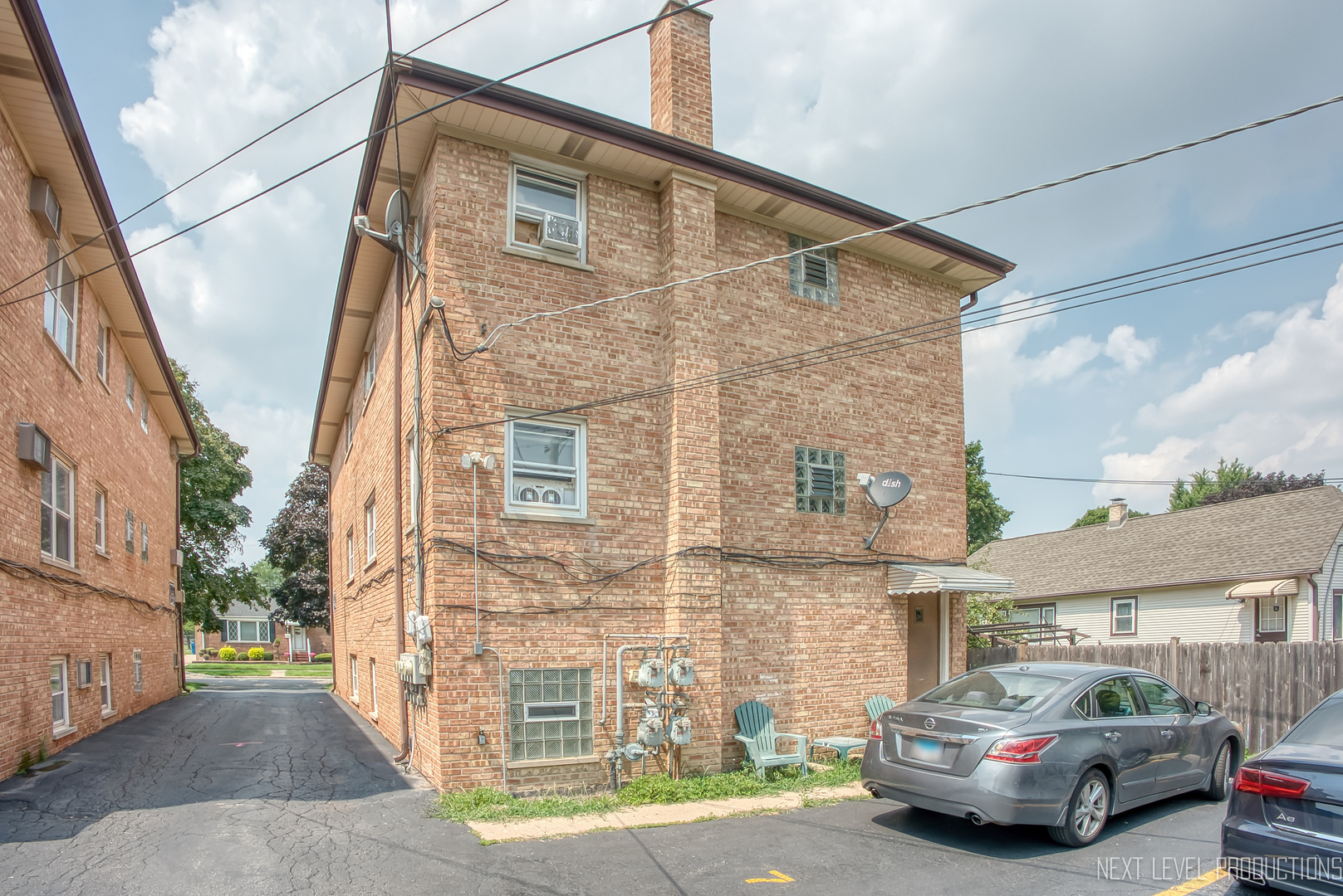 1617 N 35th Avenue, Melrose Park, IL 60160