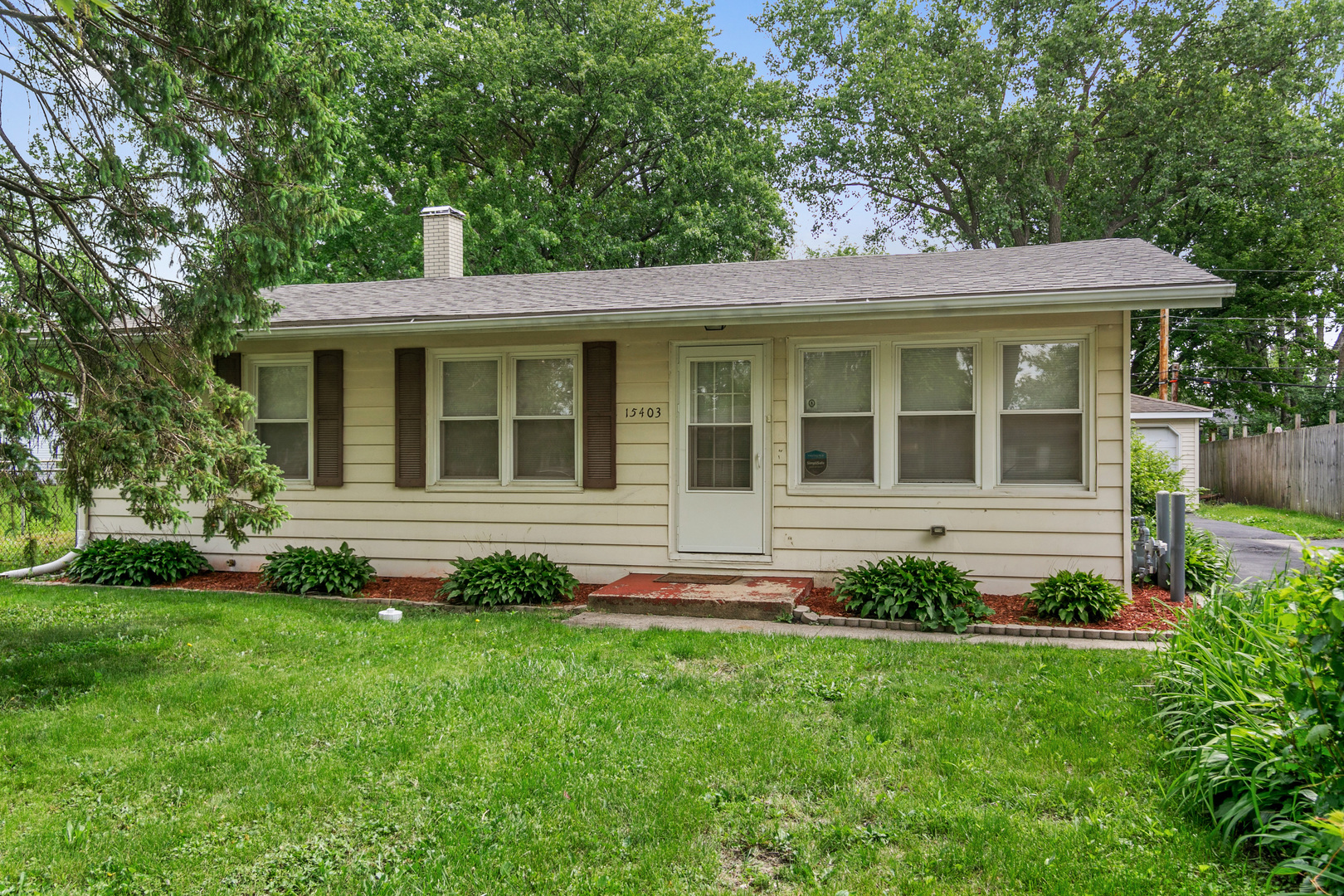 15403 Cherry Lane, Markham, IL 60428
