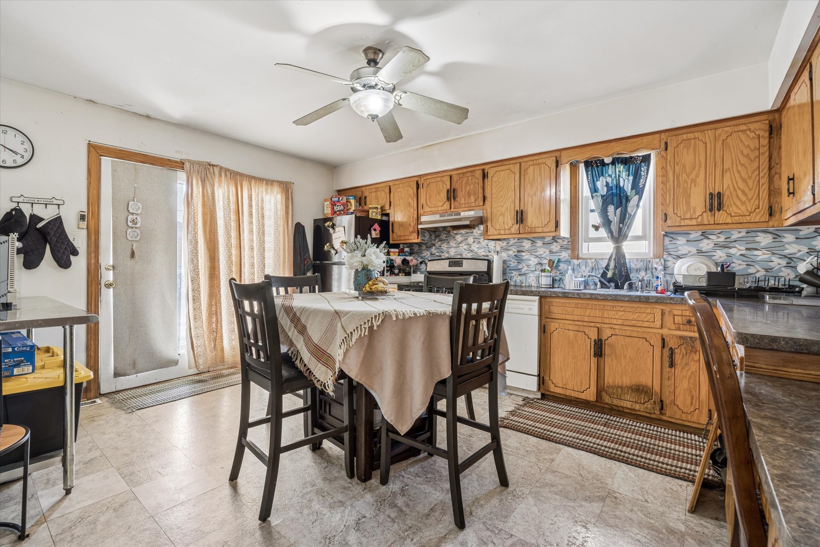 5407 W 87th Street, Oak Lawn, IL 60453