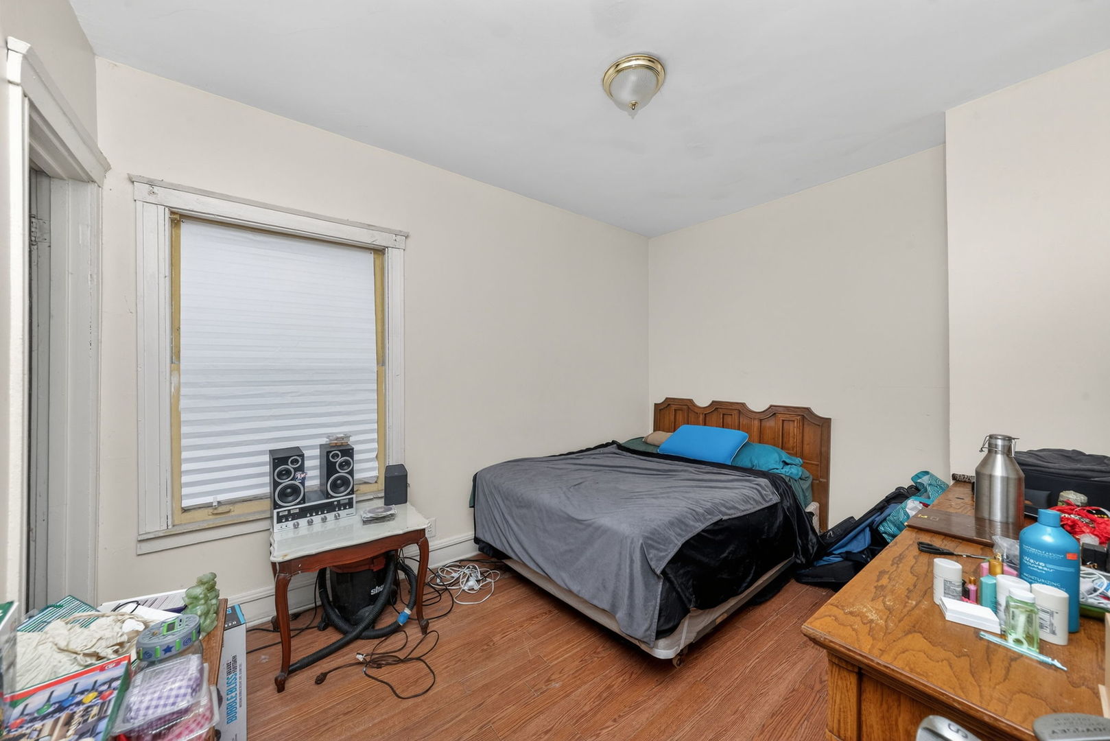 7717 S Luella Avenue, Chicago, IL 60649