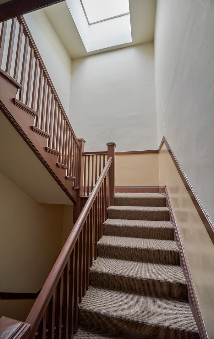 1260 W Columbia Avenue #2, Chicago, IL 60626