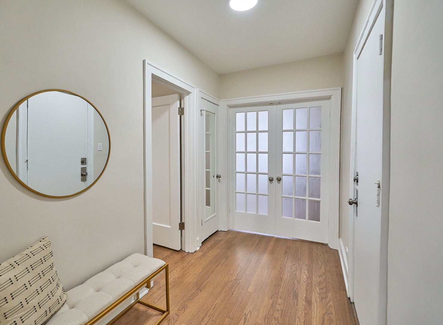 1260 W Columbia Avenue #2, Chicago, IL 60626