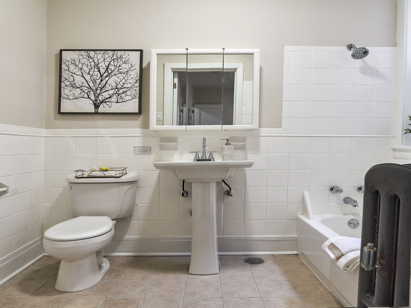 1260 W Columbia Avenue #2, Chicago, IL 60626