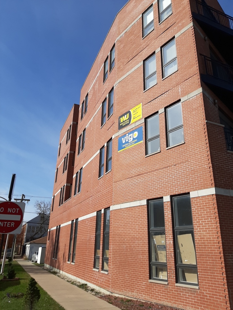 4156 S Western Avenue, Chicago, IL 60609