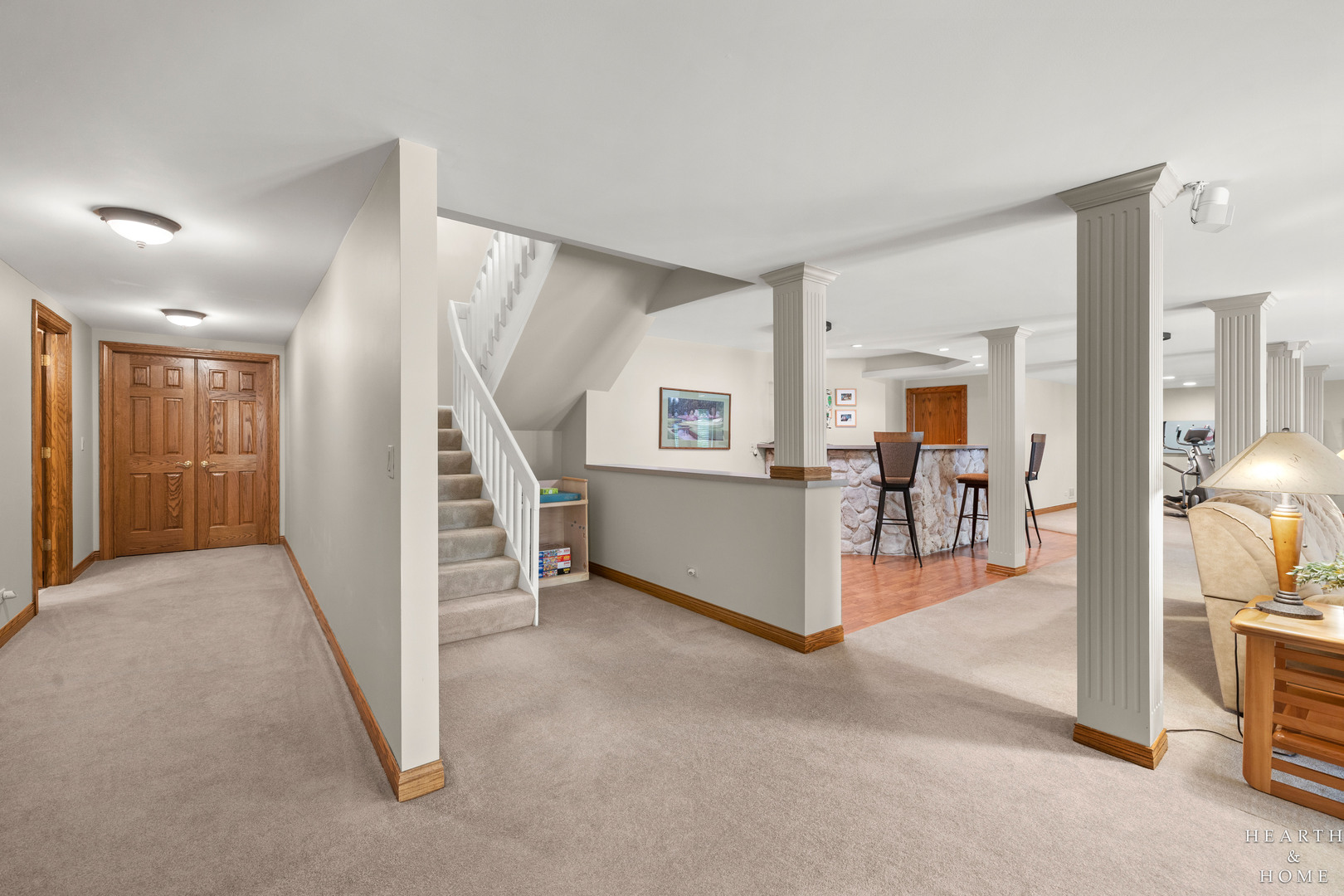 32 Rosewood Drive, Hawthorn Woods, IL 60047