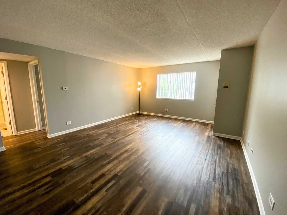 1338 S Lorraine Road #A, Wheaton, IL 60189