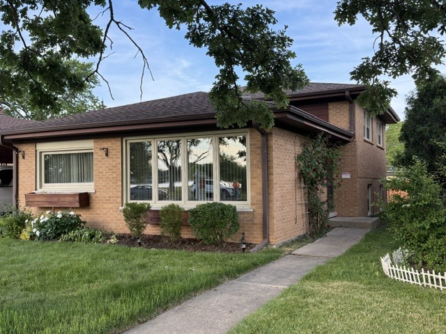 2185 Lee Street, Des Plaines, IL 60018