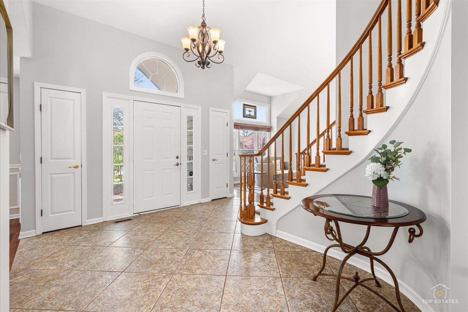 2116 Birchwood Lane, Buffalo Grove, IL 60089