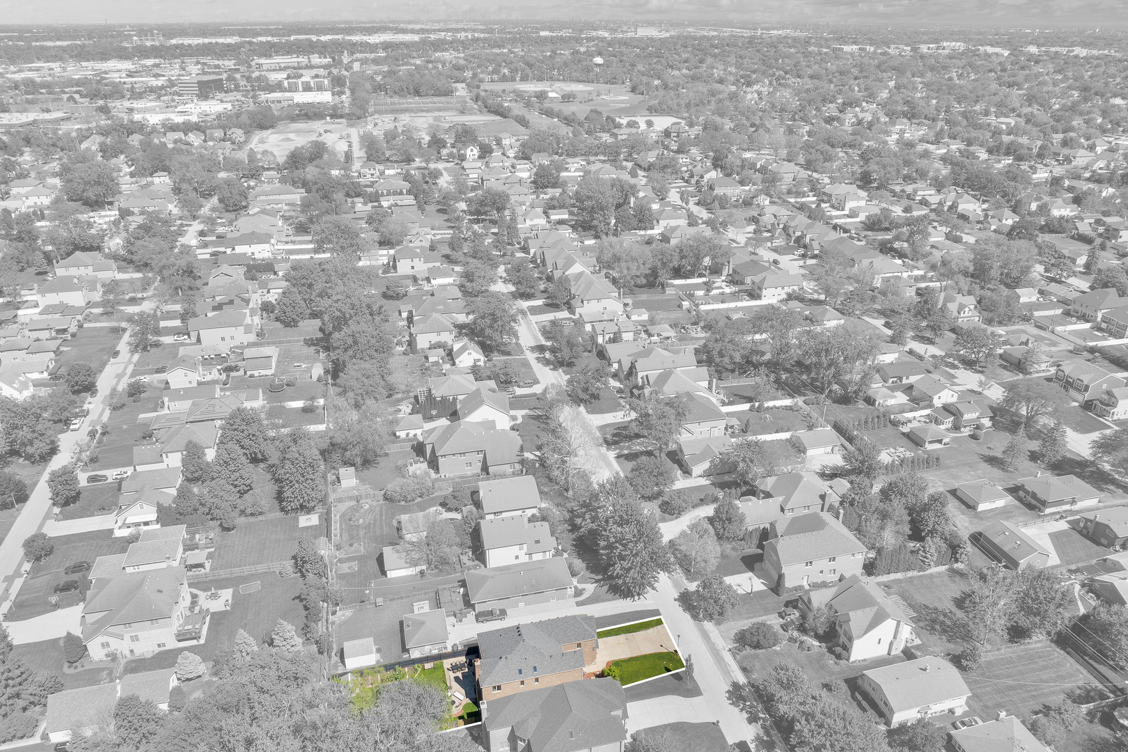 643 W Crockett Avenue, Elmhurst, IL 60126